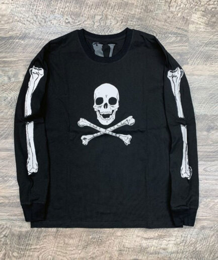 Vlone Skull and Bones Long Sleeve (1)