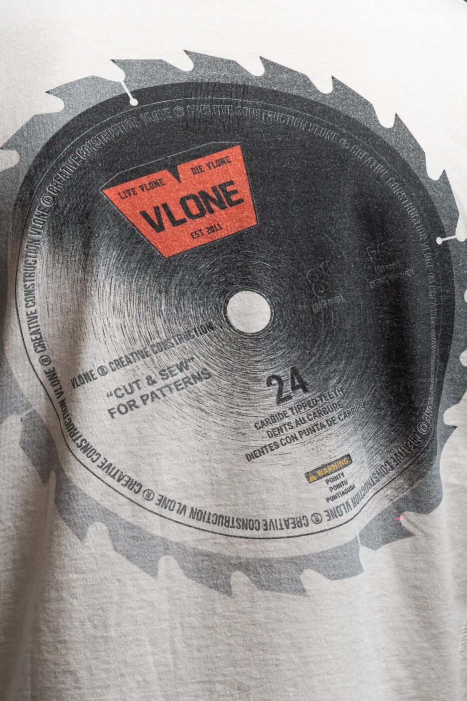 VLONE CATALOGUE 00918 07a26bda 031c 4127 8778 d746db875b21